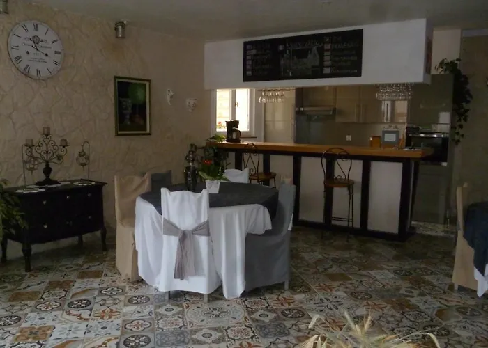 Le Relais De Montigny